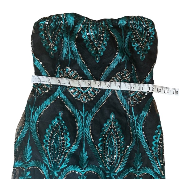 Boohoo | Petite Damask Sequin Bandeau Midi Dress - Picture 6 of 13